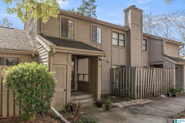 view of front of home