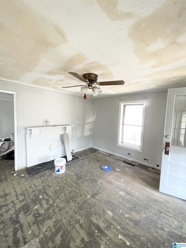 spare room featuring ceiling fan