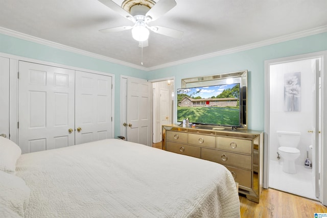 bedroom with ceiling fan, light wood-type flooring, and crown molding