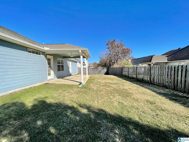 view of yard featuring a patio