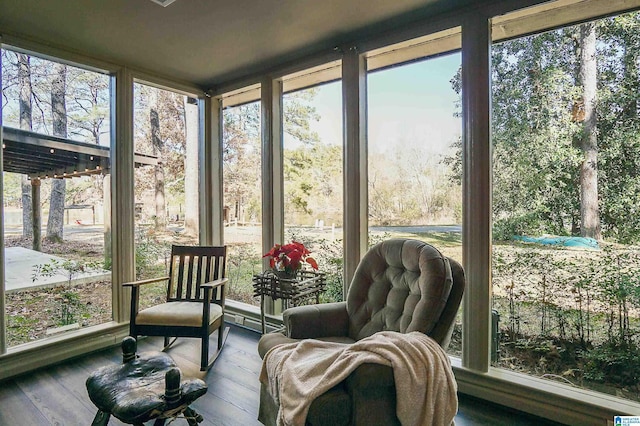 view of sunroom / solarium