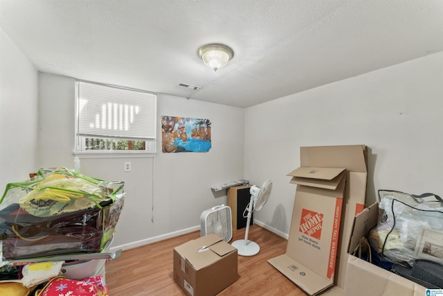 misc room featuring light hardwood / wood-style flooring