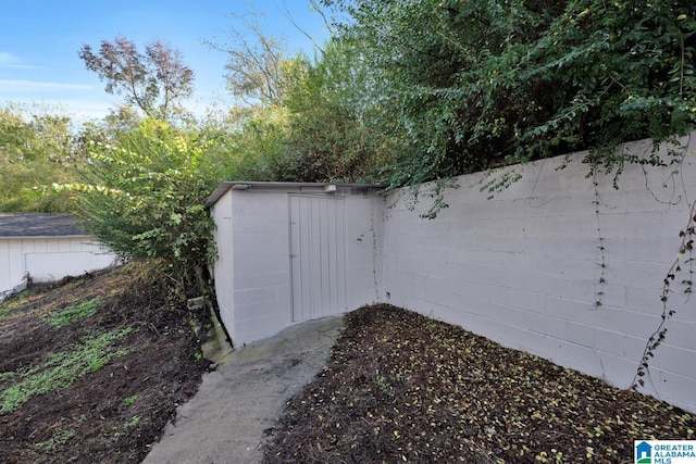 view of outbuilding