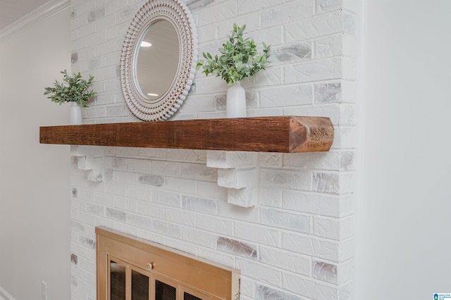 interior details featuring ornamental molding