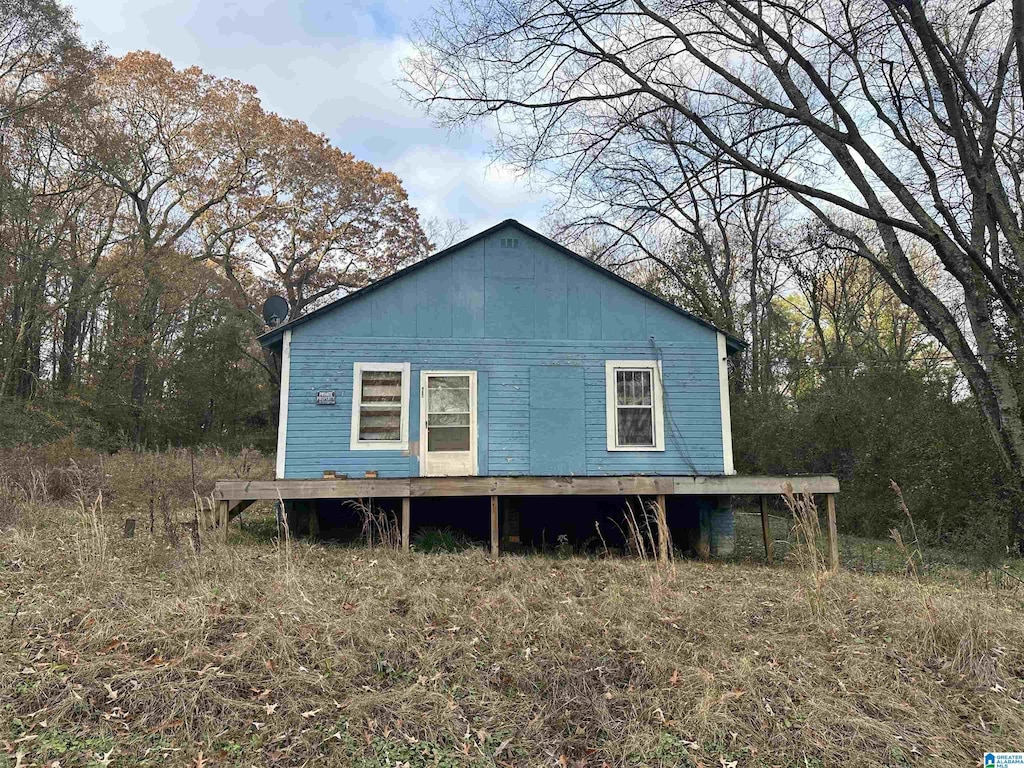 view of side of home