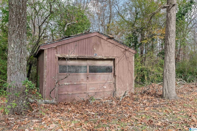 view of outbuilding