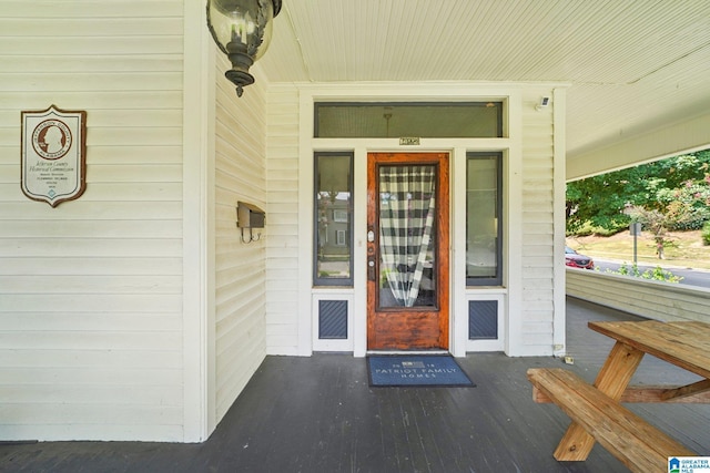 view of doorway to property