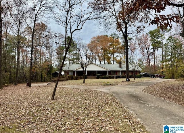 view of front facade