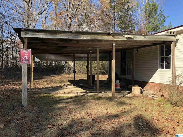 view of yard with a carport