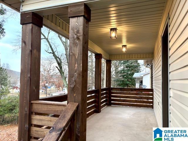 view of patio / terrace with covered porch