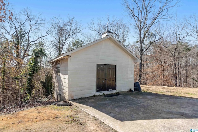 view of outbuilding