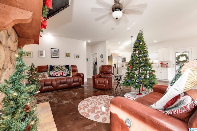 living room featuring ceiling fan