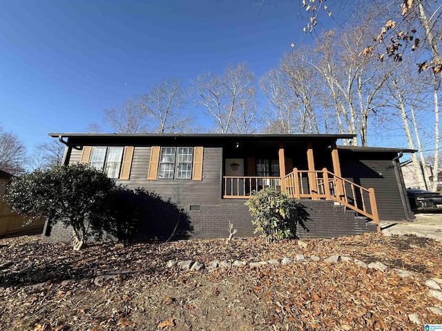 view of front of home featuring a porch