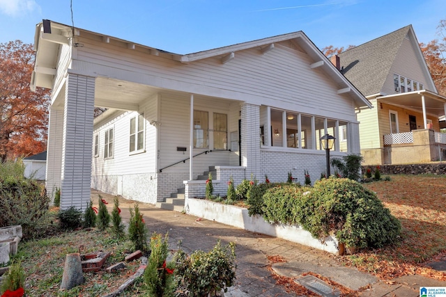 view of front of home featuring a porch