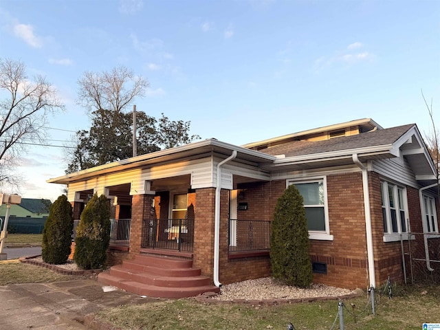 view of front of property featuring a porch