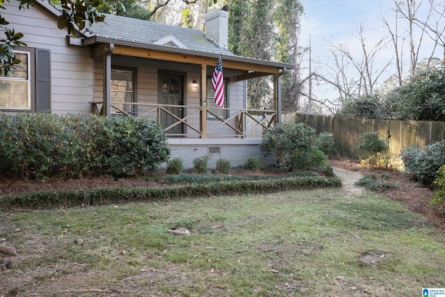 view of front of house featuring covered porch