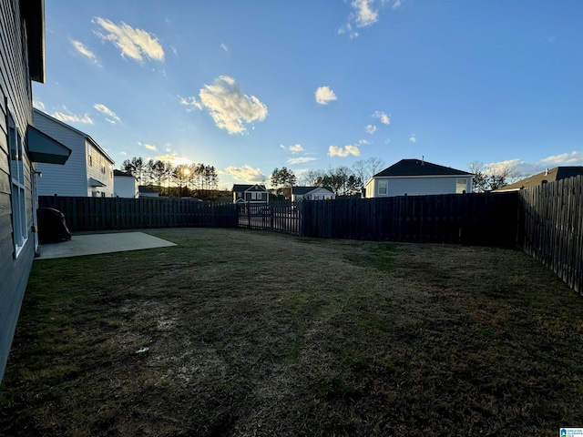 view of yard with a patio