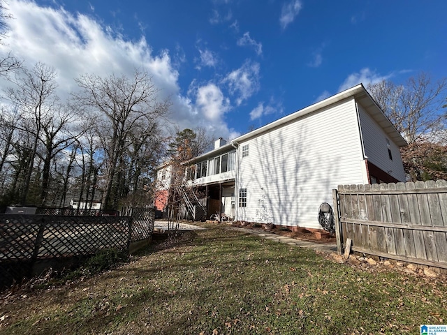 exterior space featuring a yard