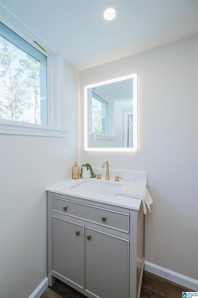 bathroom with vanity