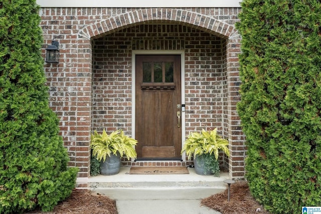 view of property entrance