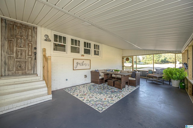 view of sunroom / solarium