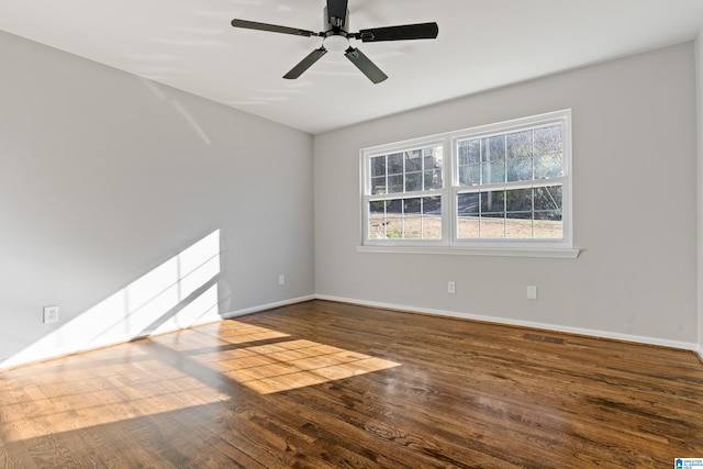 unfurnished room featuring wood-type flooring and ceiling fan