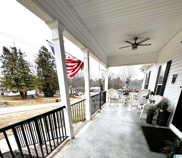 view of patio / terrace with a porch and ceiling fan