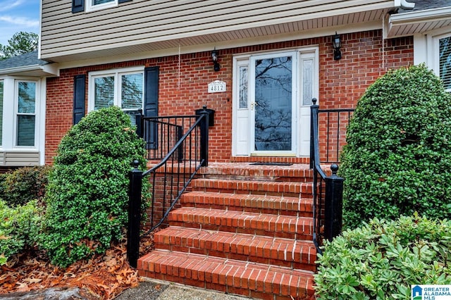 view of property entrance