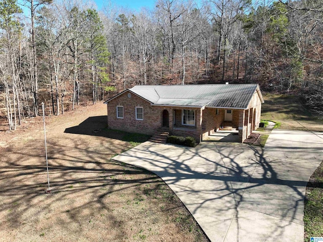 view of front of house with covered porch