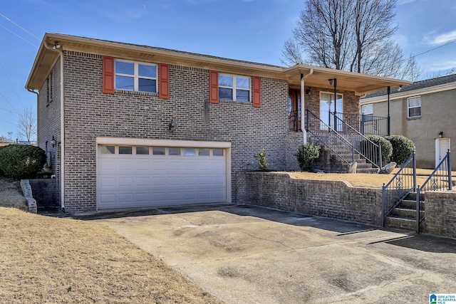 view of front of house featuring a garage