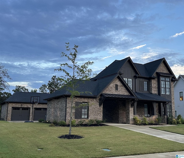 view of front of home with a front yard