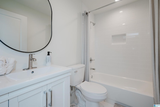 full bathroom featuring vanity, toilet, and shower / tub combo with curtain