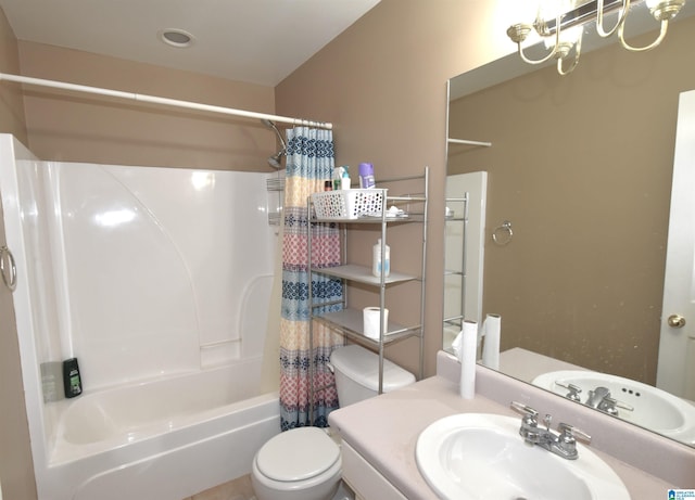 full bathroom featuring vanity, toilet, and shower / tub combo with curtain