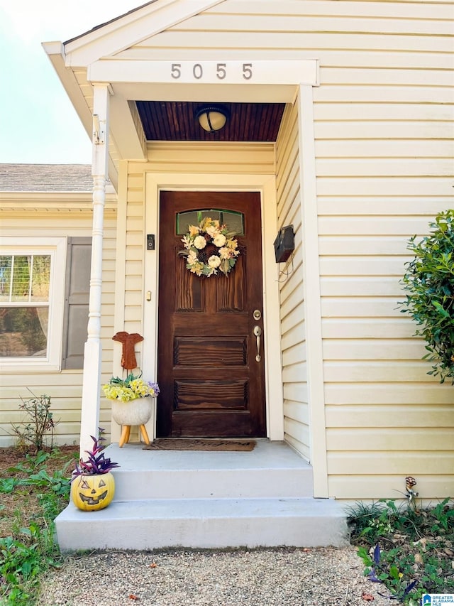 view of property entrance