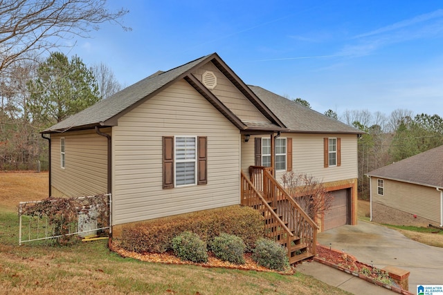 view of front of house featuring a garage