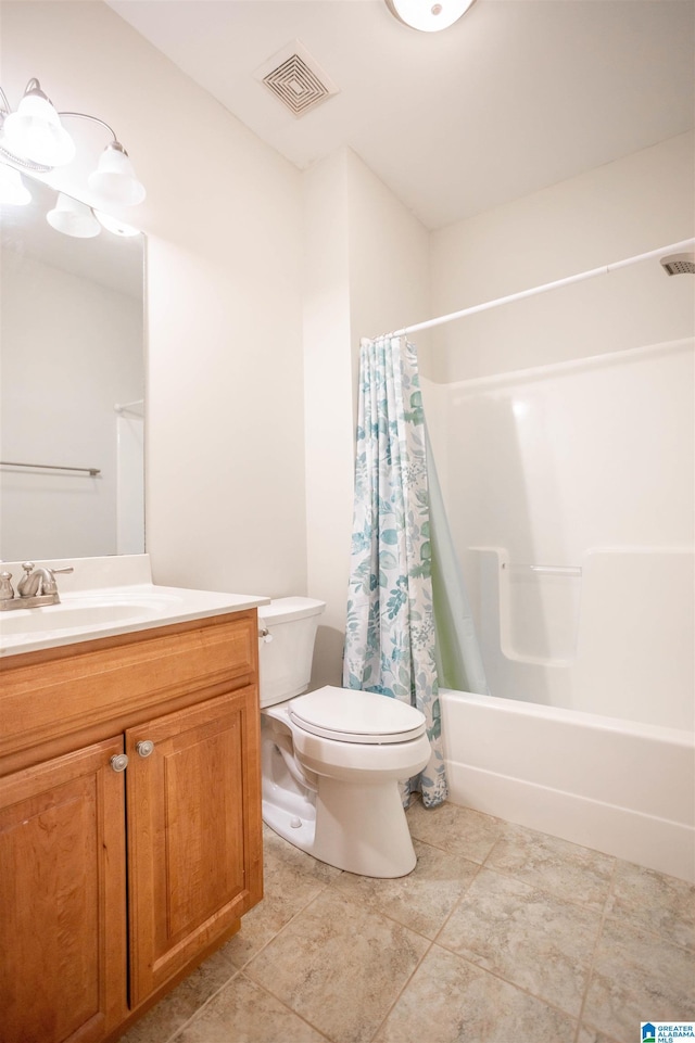 full bathroom featuring shower / bath combination with curtain, vanity, and toilet