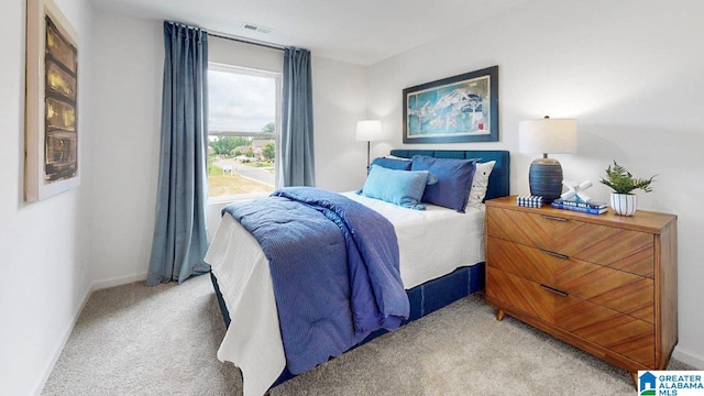 view of carpeted bedroom