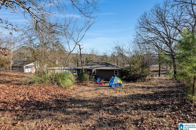 view of yard with a garage