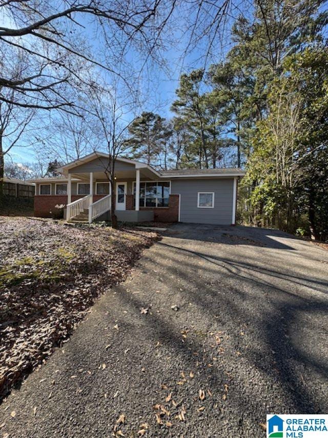 view of front of house featuring covered porch