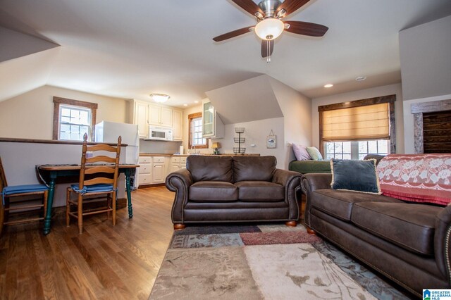 395 Creek Run Rd, Wedowee, AL 36278 - living area with vaulted ceiling, recessed lighting, ceiling fan, and wood finished floors