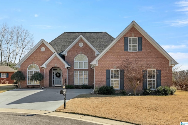 view of front property