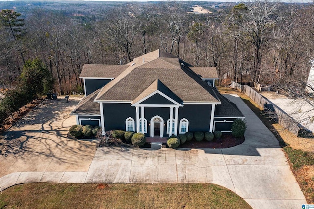 craftsman-style home featuring a garage