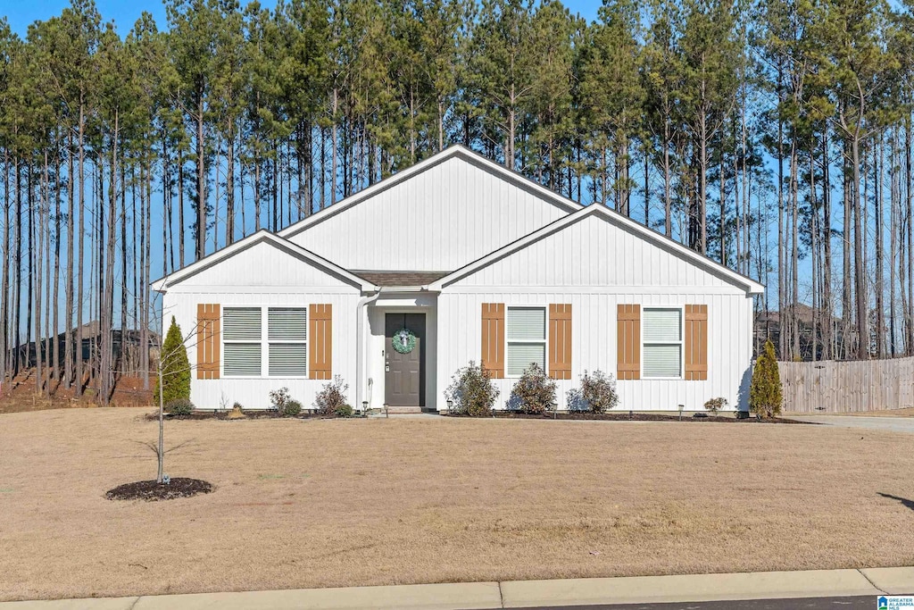 view of front of home