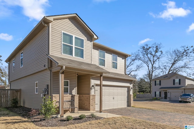 view of front facade featuring a garage