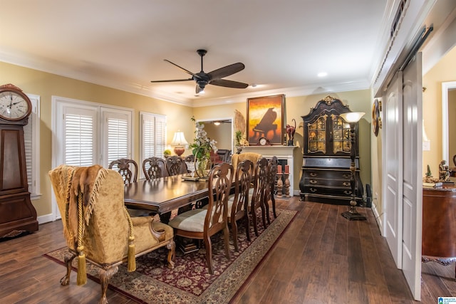 dining area featuring ceiling fan, dark hardwood / wood-style floors, and ornamental molding