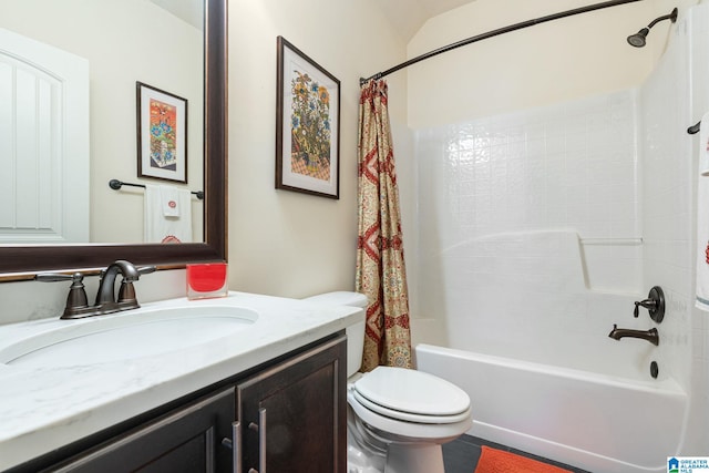 full bathroom with toilet, vanity, and shower / tub combo