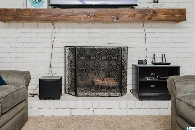 room details featuring a fireplace