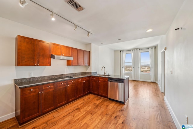 kitchen featuring dishwasher, light hardwood / wood-style floors, kitchen peninsula, black electric cooktop, and sink