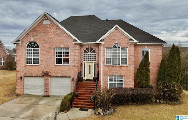 view of front of property featuring a garage