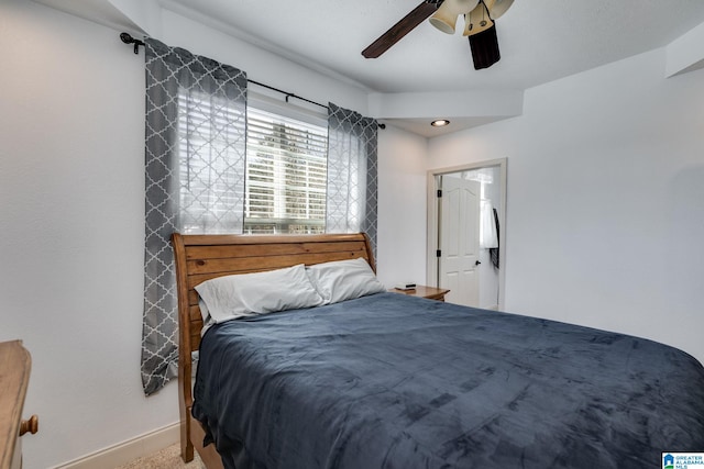 bedroom with ceiling fan